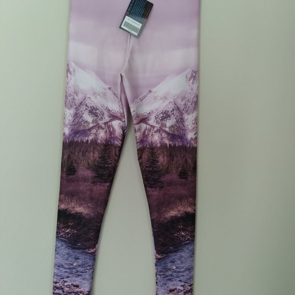 "Back to Nature Apparel" Leggings, Mountain Scene, Unique Wearable Art!! Small. - Picture 4 of 11